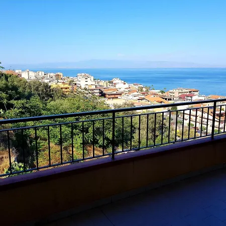Panoramic House -santa Teresa Di Riva- Bandiera Blu * Santa Teresa Di Riva